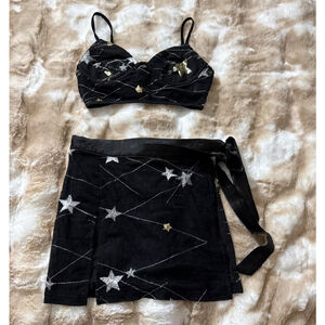 Cute and sexy top and tie up skirt